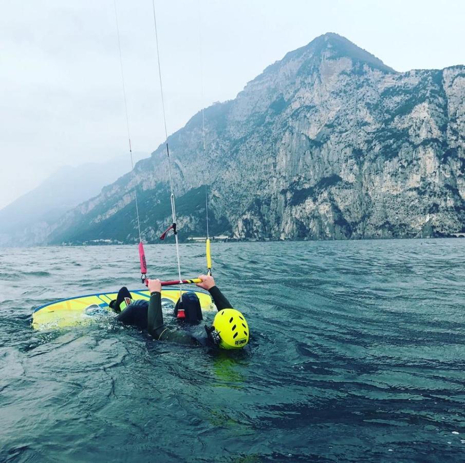 "La Locanda" Campione Del Garda Hostel Luaran gambar
